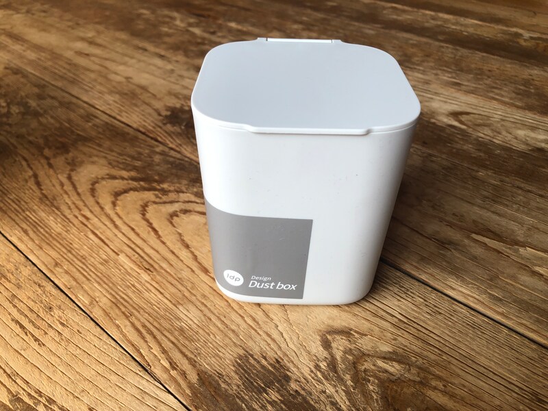 セリアの「1dp ダストボックス」