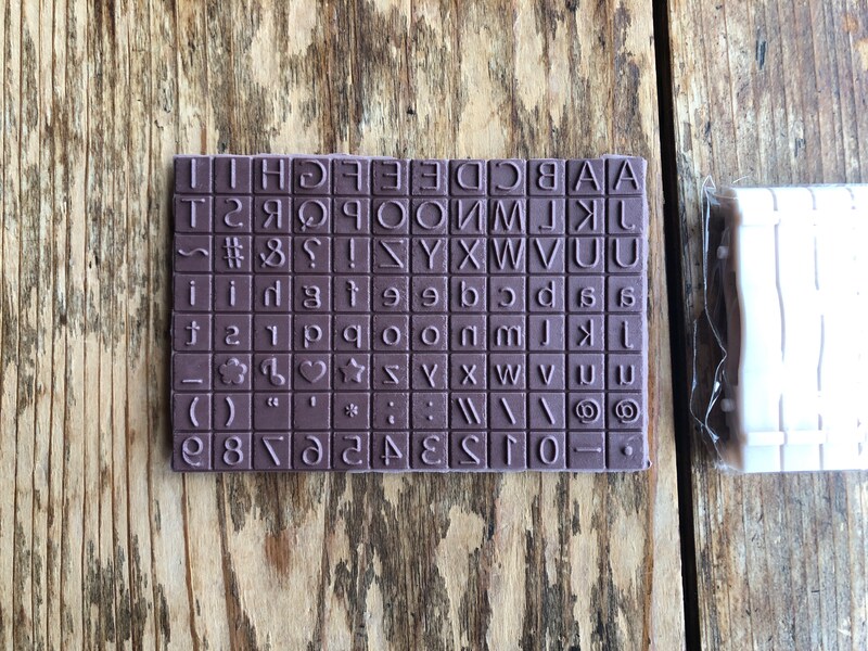 ダイソーの「お名前スタンプ　アルファベット」のスタンプの種類