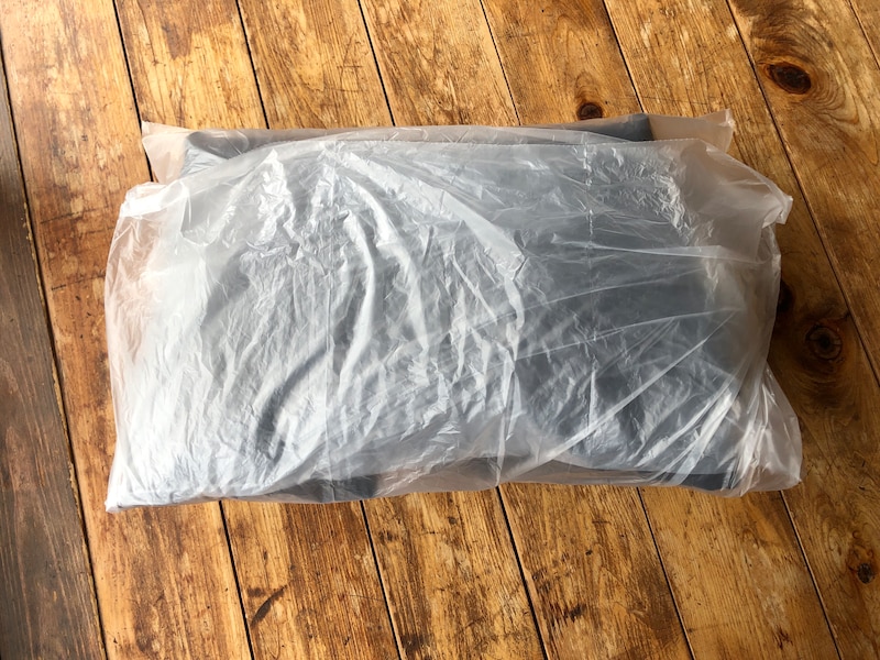 45Lのゴミ袋なら、厚手のアウターも入る