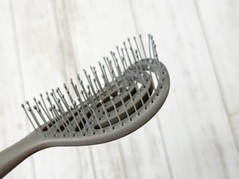 乾きやすいブローブラシの先