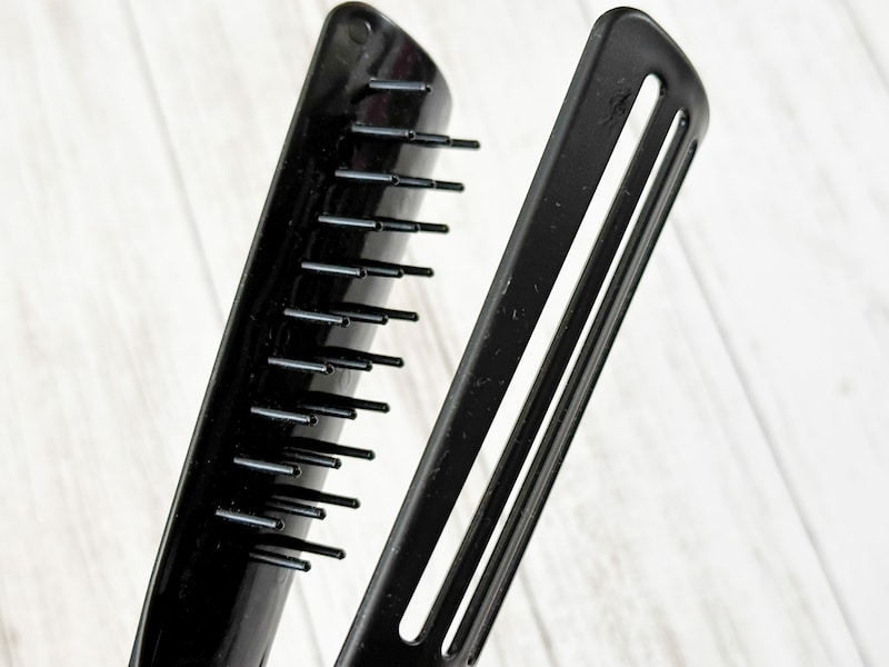 ヘアトングブラシ