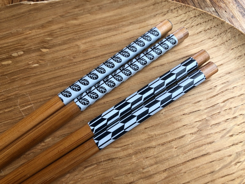 ダイソーの「竹箸」は縁起のよい模様