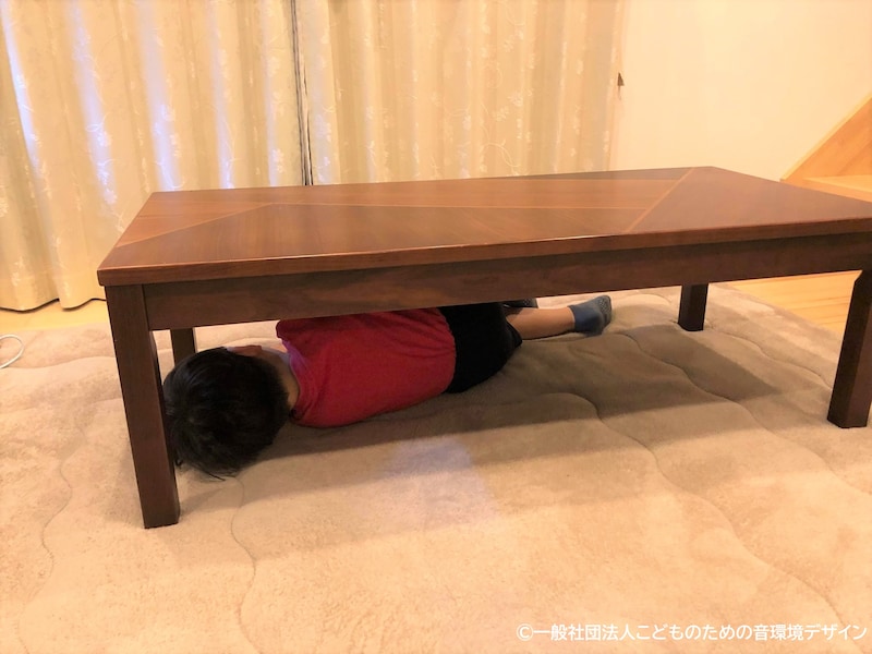 「子ども自らこういう場所を選ぶことはよくあります。その姿に保護者が気づき、静かな環境を用意できるといいですね」と野口さん。