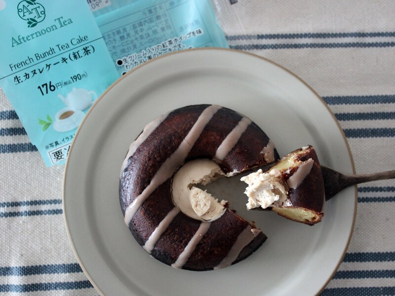 ファミリーマート「生カヌレケーキ（紅茶）」