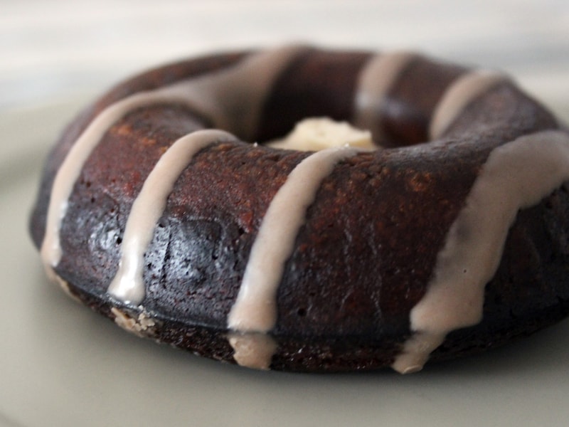 ファミリーマート「生カヌレケーキ（紅茶）」