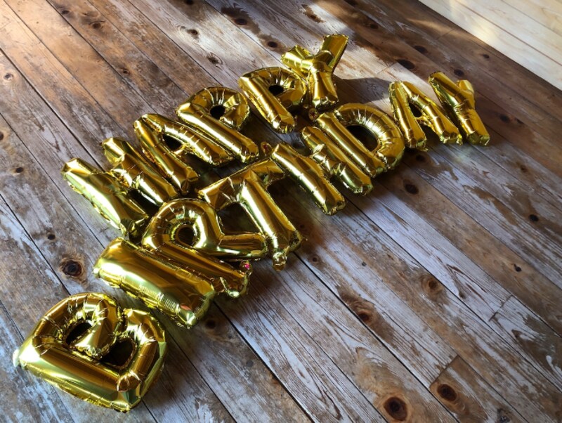 ダイソーの「メッセージバルーン(HAPPY BIRTHDAY)」