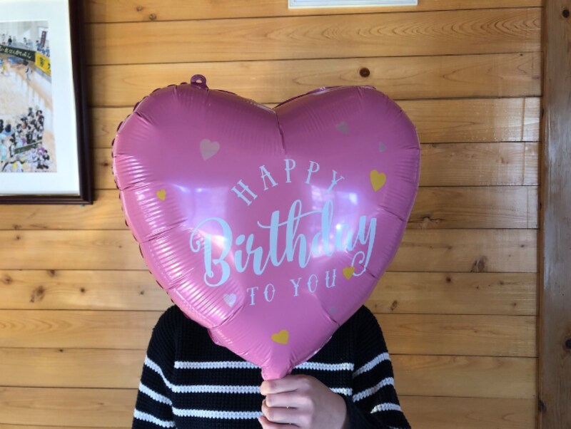ダイソーの「フィルムバルーン(ハート、HappyB、ヘリウム非対応)」