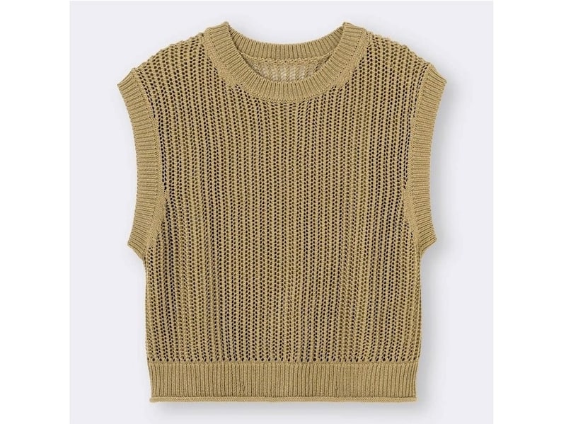 ジーユー　メッシュセーター　1990円（税込）