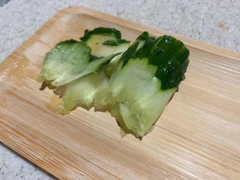 スパイラルカットでできたきゅうり