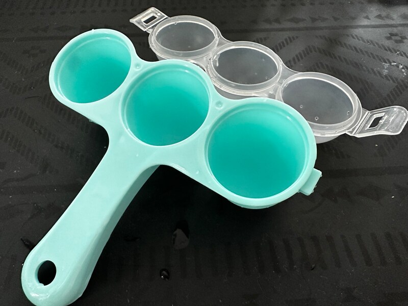 おにぎり便利グッズ「ふりふりごはんボール」