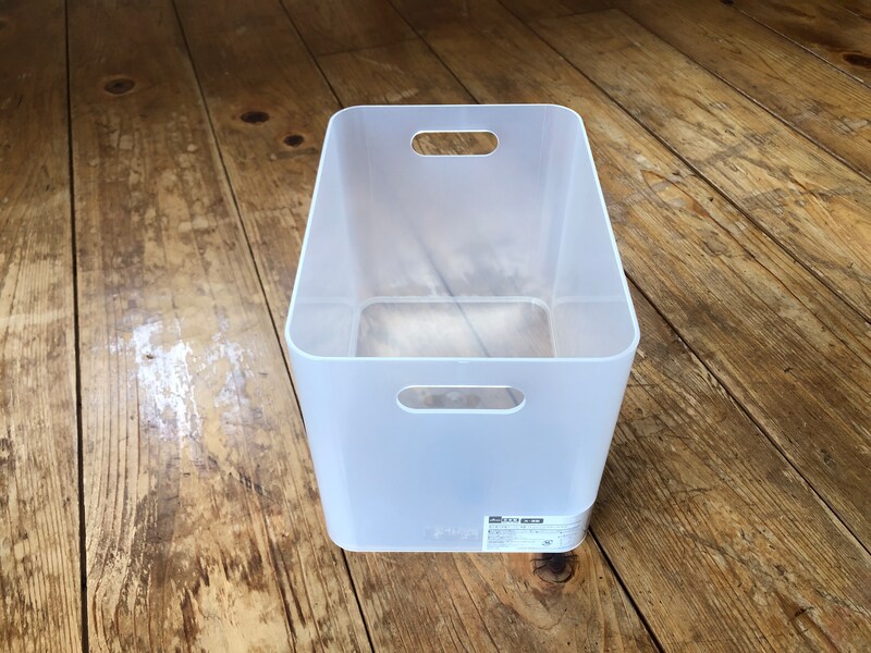 ダイソーの「積み重ね収納ボックス　大・深型」