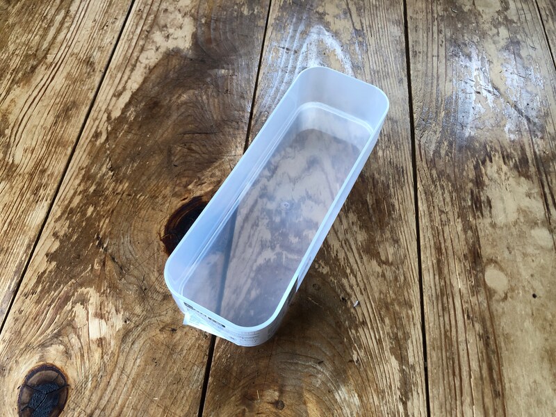 ダイソーの「積み重ね収納ボックス　大・細型」