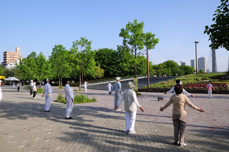 小規模のラジオ体操会が各地で開催されています。仲間づくりもできそうです。