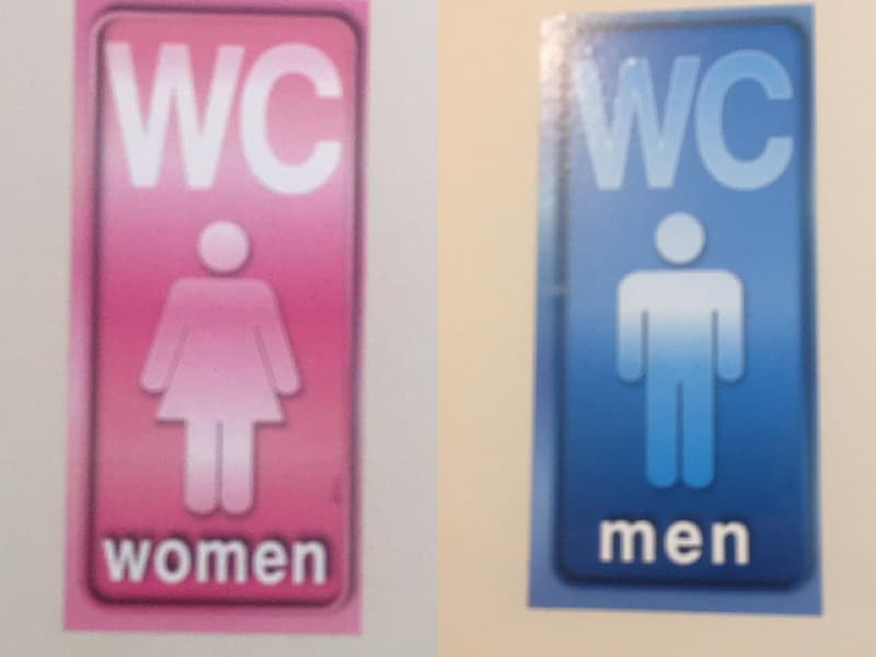 女子・男子トイレのマーク
