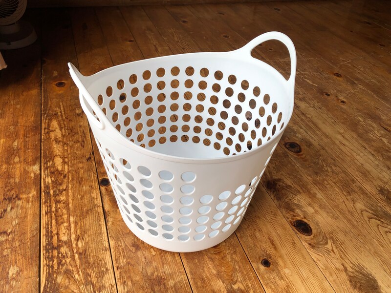 ダイソーの「ランドリーバスケット」