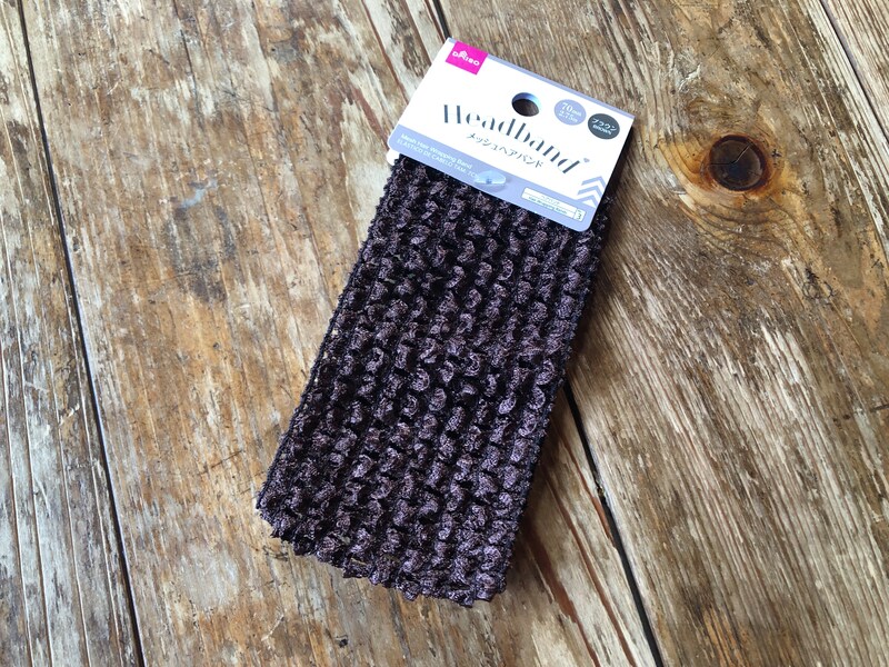 ダイソーの「メッシュヘアバンド（70mm）」