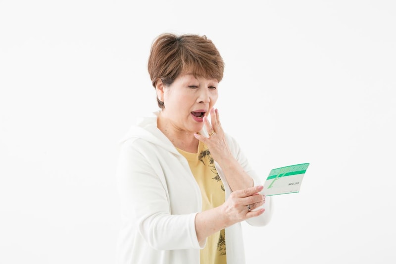 毎月貯金を1万円増やすために見直す費用って？