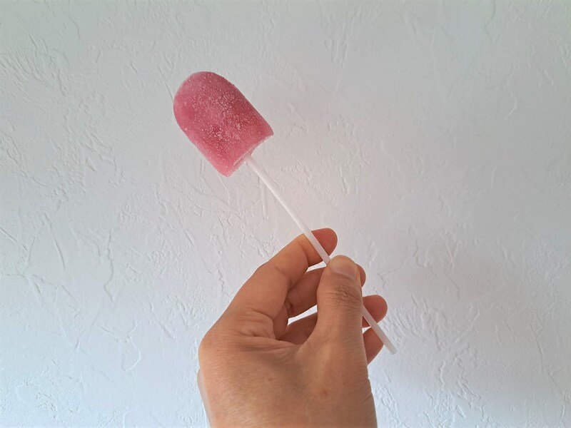 シャトレーゼのアイス「名水でつくったフルーツドロップ」は小さめサイズで食べやすい