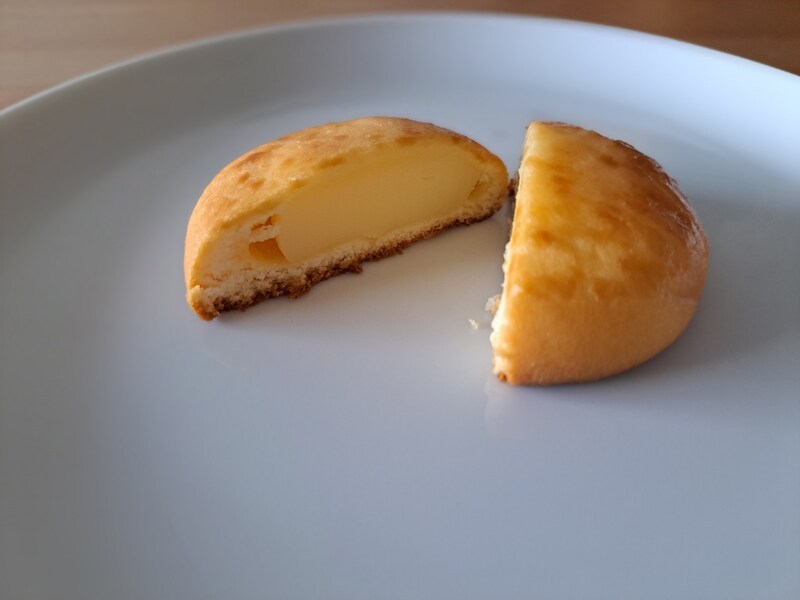 シャトレーゼ「窯焼きチーズ饅頭」