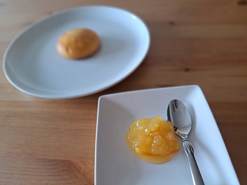 シャトレーゼ「窯焼きチーズ饅頭」