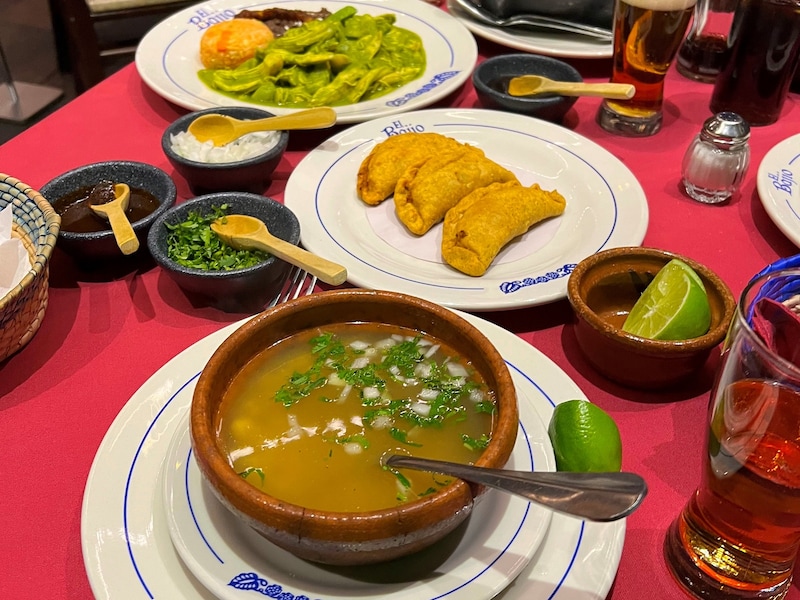 お腹の救世主、コンソメ・デ・ポジョ