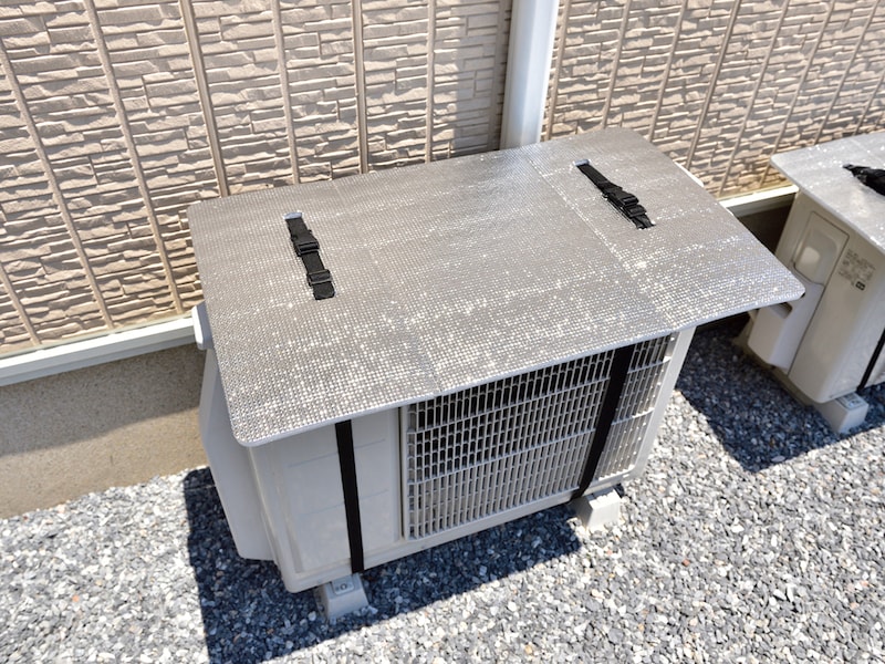 カバーを付ける場合は、吹き出し口をふさがないようにしましょう