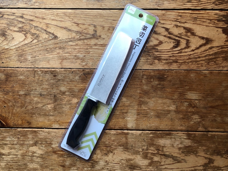 ダイソーの「菜切り包丁」