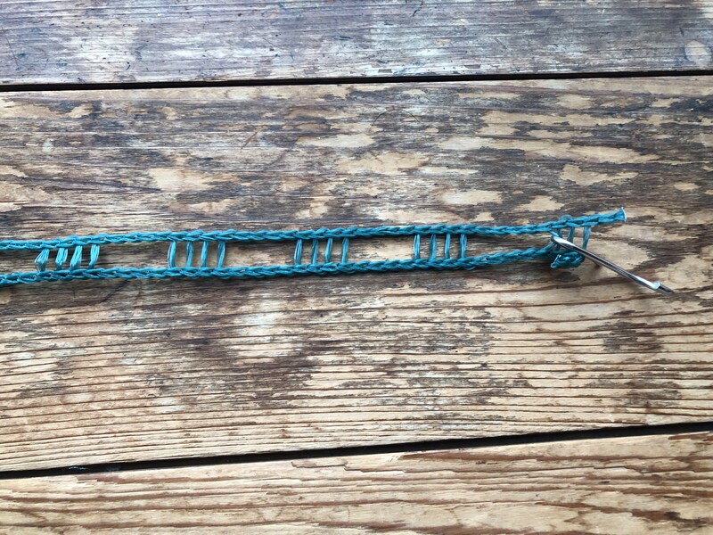 ダイソーの「ハンガーロープ」はロープに隙間がある