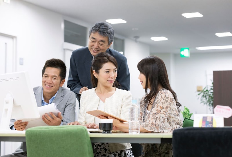 継続雇用で働く場合、雇用形態や仕事内容はどうなるの？
