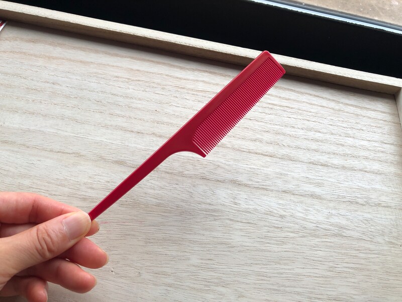 ダイソーの「椿セットコーム」は長さがあるので、自宅で使いたい