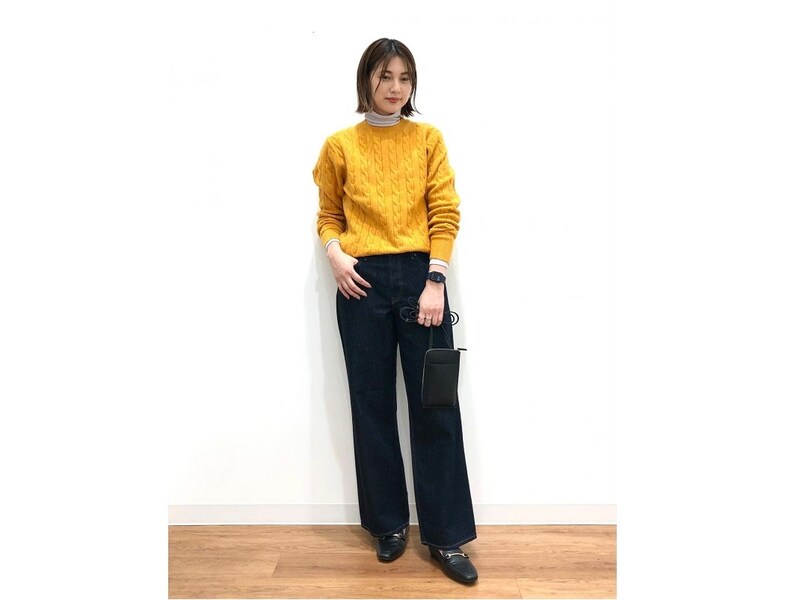 コーディネートのポイントになるきれい色もいちおし 出典:StyleHint
