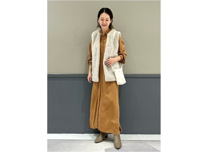 縦型のミニサイズ&斜めがけできるショルダーバッグが人気 出典:WEAR