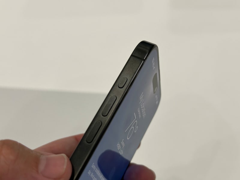 アクションボタン