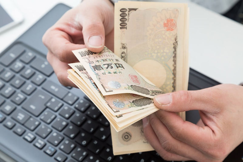 パートで働きながら年金はもらえる?