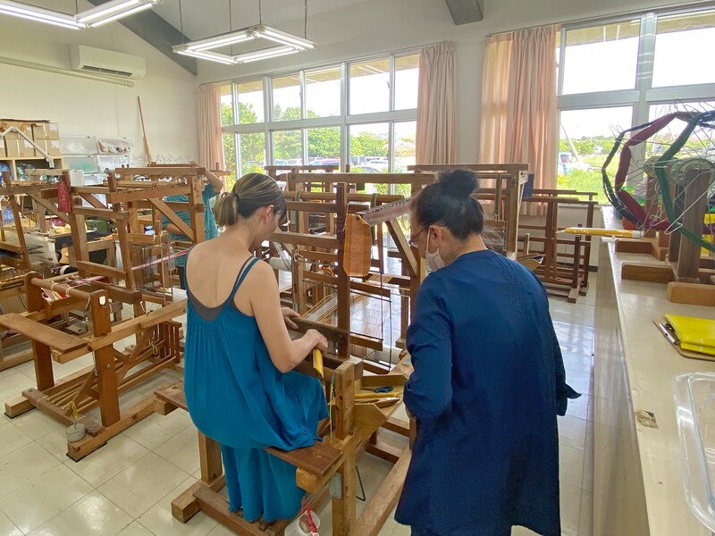 読谷山ミンサーを体験