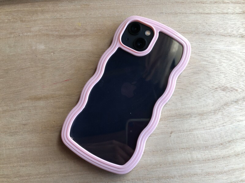 キャンドゥの「なみなみケース」のフレームあり