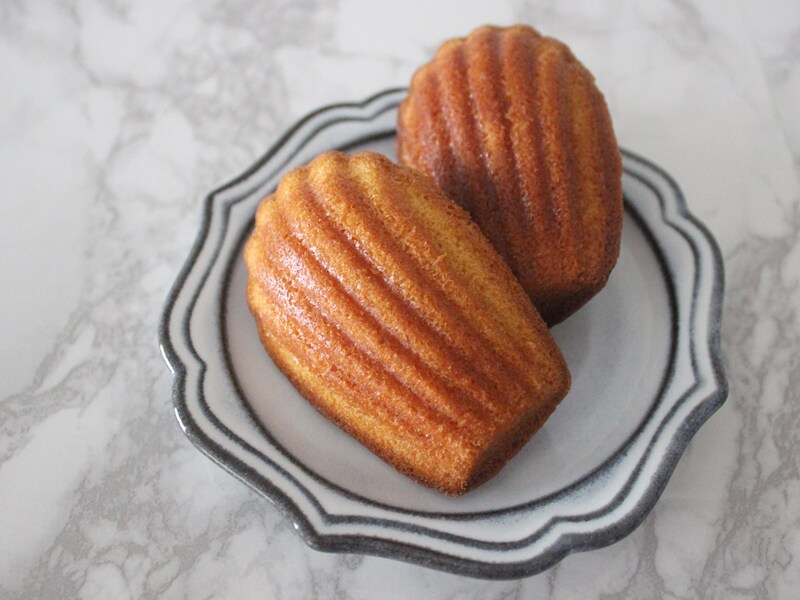 成城石井自家製 発酵バターのゲランド塩キャラメルマドレーヌ