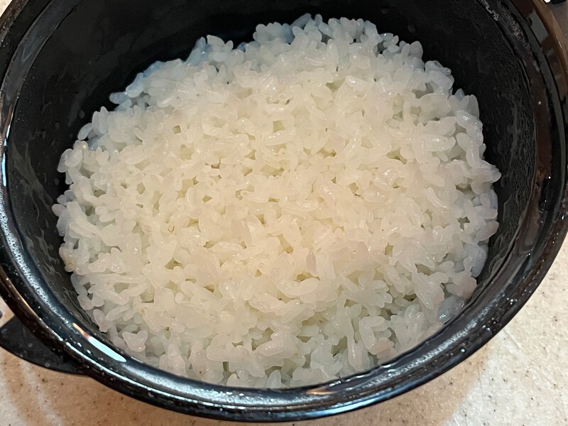10分蒸らしたご飯