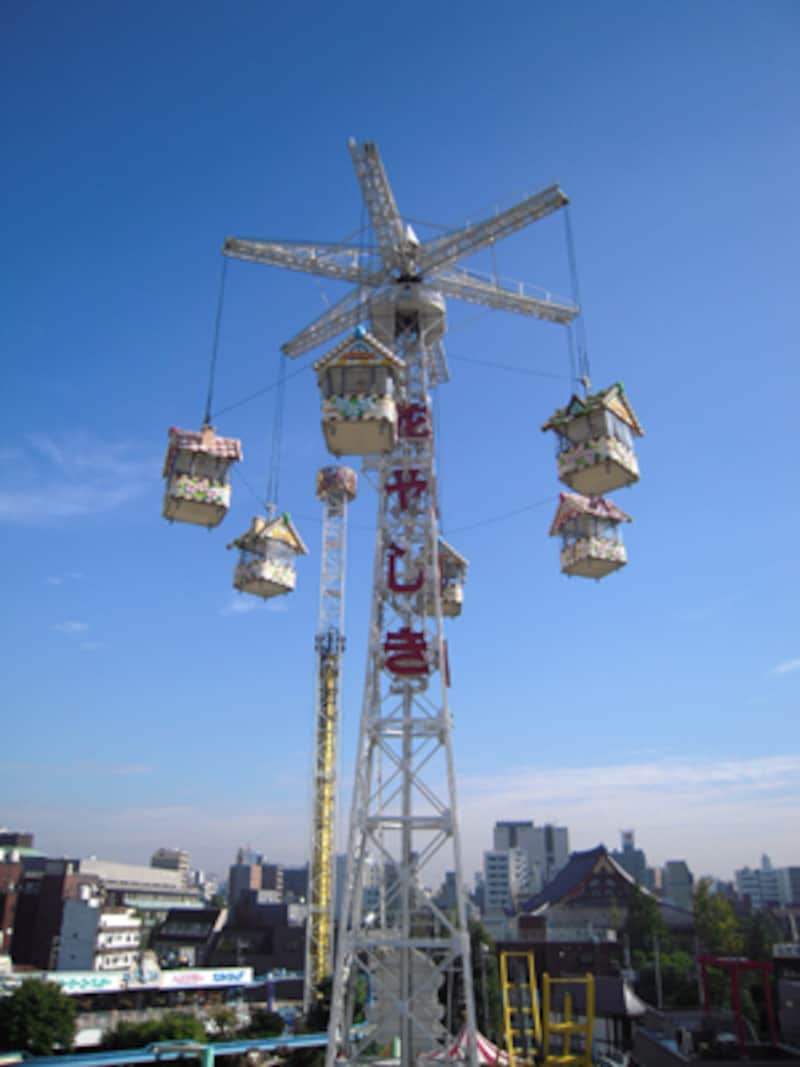 浅草花やしき「Beeタワー」