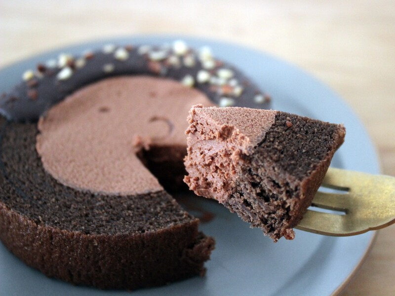 ファミマ「超濃厚チョコスイーツ」