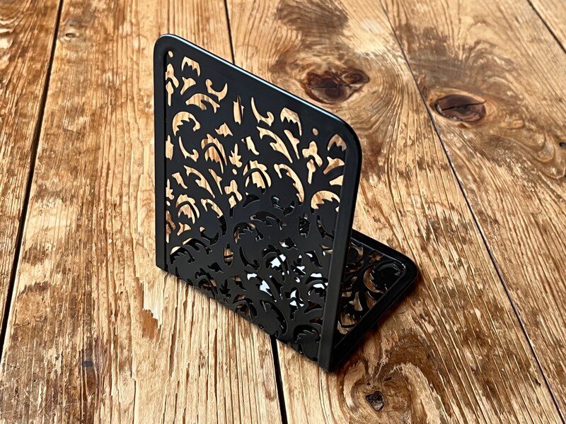 セリアの「ブックエンド L型」