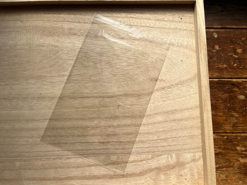 キャンドゥの「OPP袋」は透明で伸びない素材