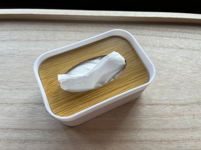 セリアの「ポケットティッシュケース」でポケットティッシュをコンパクトに収納