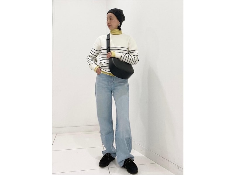 \シンプルであたたかく、流行り廃りなく着まわせるニットキャップ　出典：StyleHint