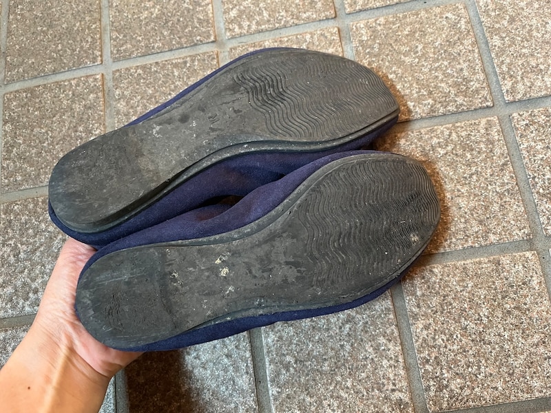 減り具合がわかる靴底の写真