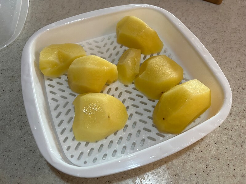 加熱時間2分では、じゃがいものにかたさが残った