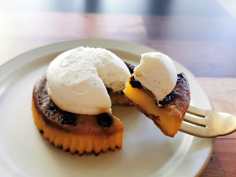 ファミリーマート「じっくり焼き上げた　ファーブルトン」