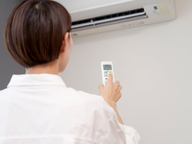 こまめなオン・オフが電気代の増加を招く恐れも