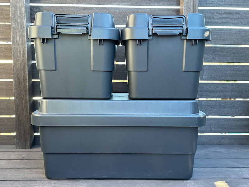 特大の上に小2個を重ねられる