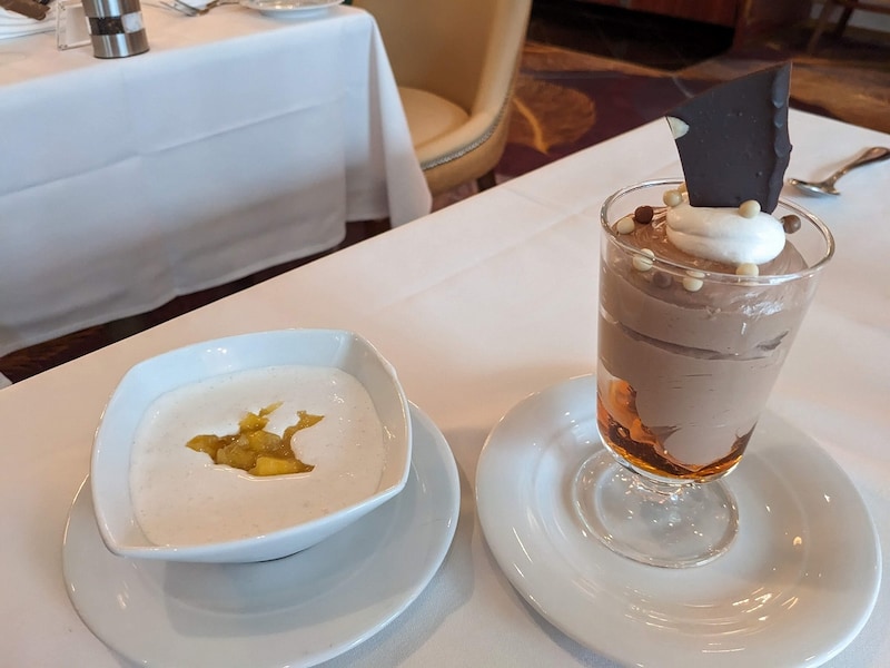 ビュッフェのスイーツコーナー～ノルウェージャン ジュエル